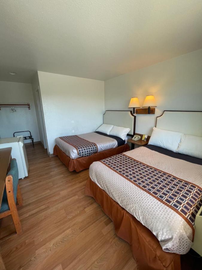 Econo Lodge Якима Экстерьер фото