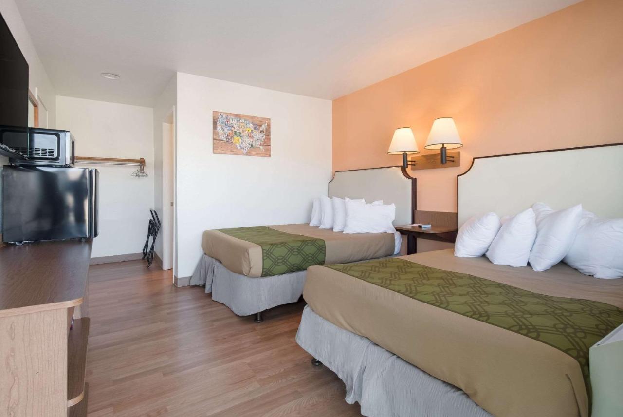 Econo Lodge Якима Экстерьер фото